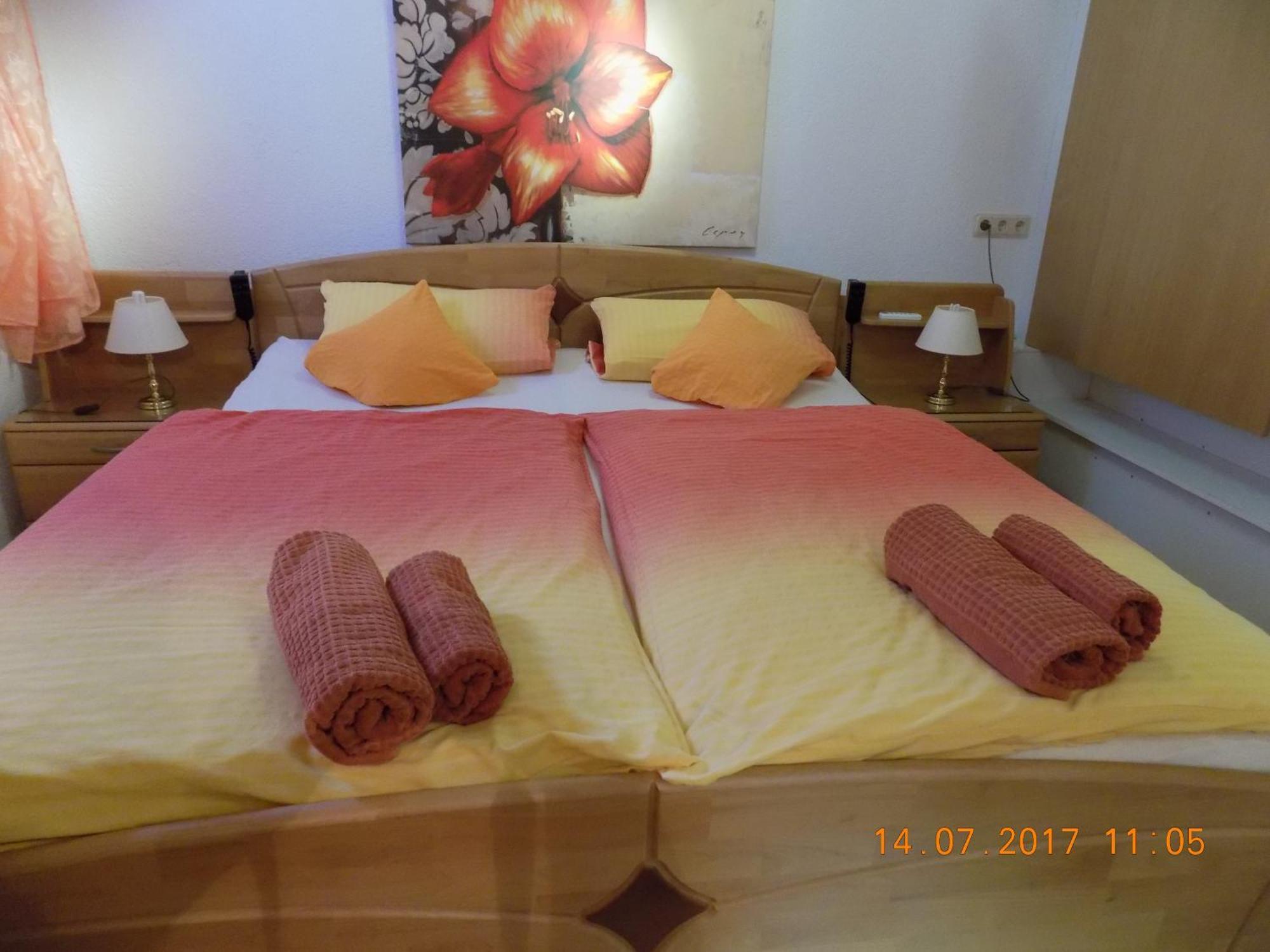 Haus Alexandra Apartment Schoneberg  Luaran gambar